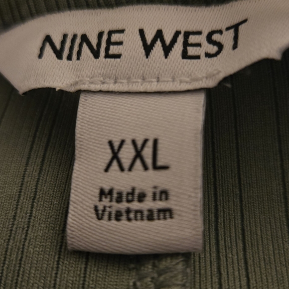 PLUS SIZE *****Nine West Olive Long Sleeve Twist Dress - Picture 4 of 5